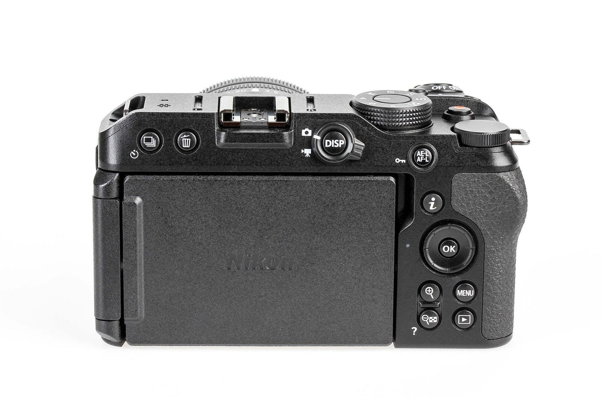 Nikon Z30 con NIKKOR Z DX 16-50/3,5-6,3 VR