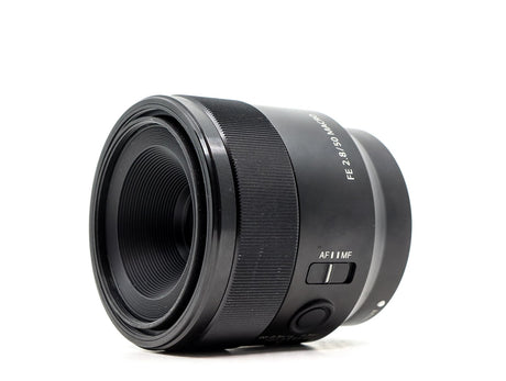 Sony FE 50mm f/2.8 Macro