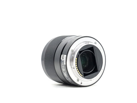 Sony FE 28mm f/2 - segunda mano - excelente estado - detalle 3 de 3 - SKU 3743111 - Camera Market