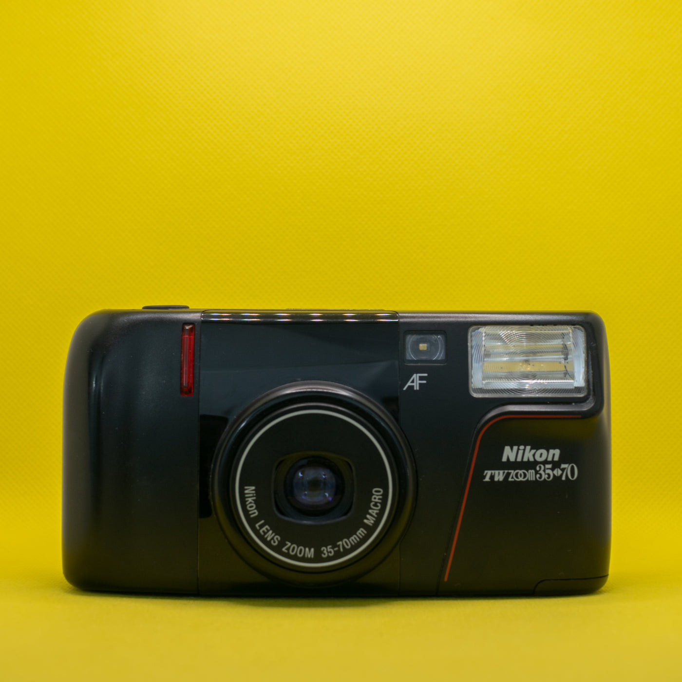 Nikon TW Zoom 35-70 - 35mm Film Camera · imagen principal