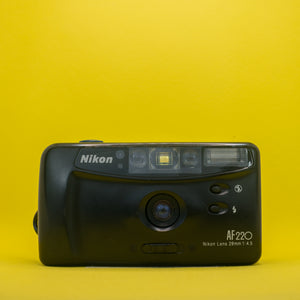 Nikon AF220 - Fotocamera compatta a pellicola 35 mm